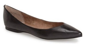 balck pointy toe flats